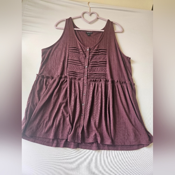 Torrid Size 1 Its Like a Burgundy Purple , Ruched Sleeveless Tank Top - Picture 1 of 6